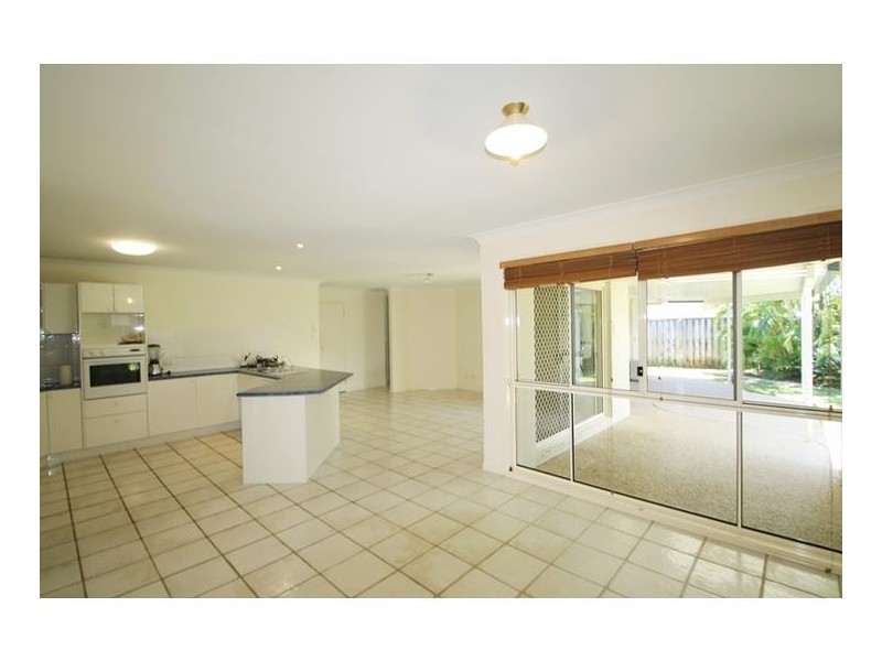 5 Blue Gum Court, Coolum Beach QLD 4573