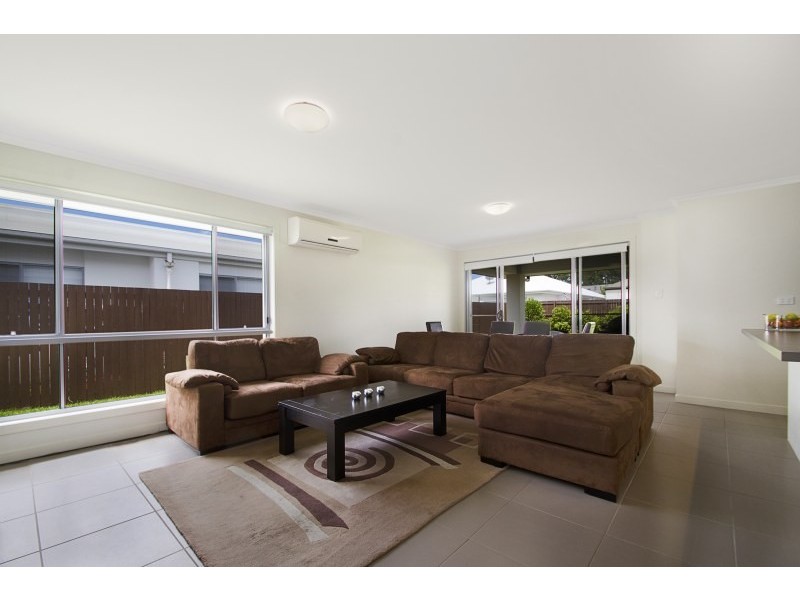 10 Oakbridge Way, Peregian Springs QLD 4573