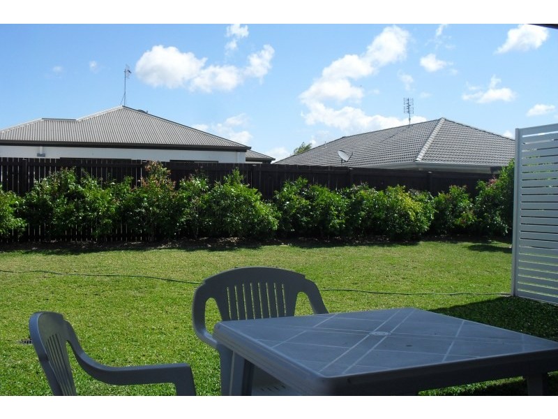 10 Oakbridge Way, Peregian Springs QLD 4573