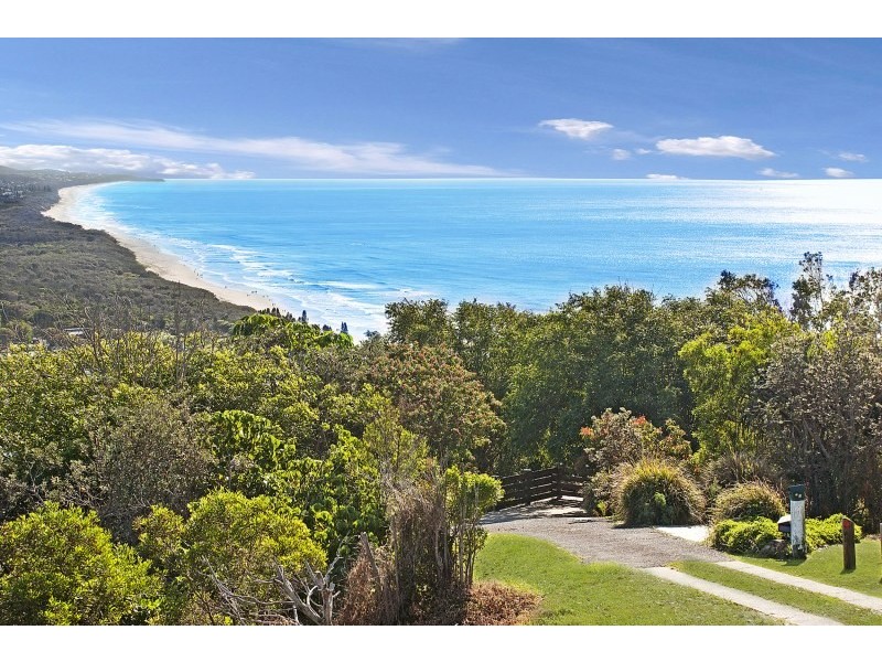 8 Grandview Drive, Coolum Beach QLD 4573