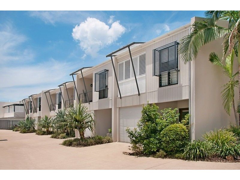 3/2 Richmond Close, Coolum Beach QLD 4573