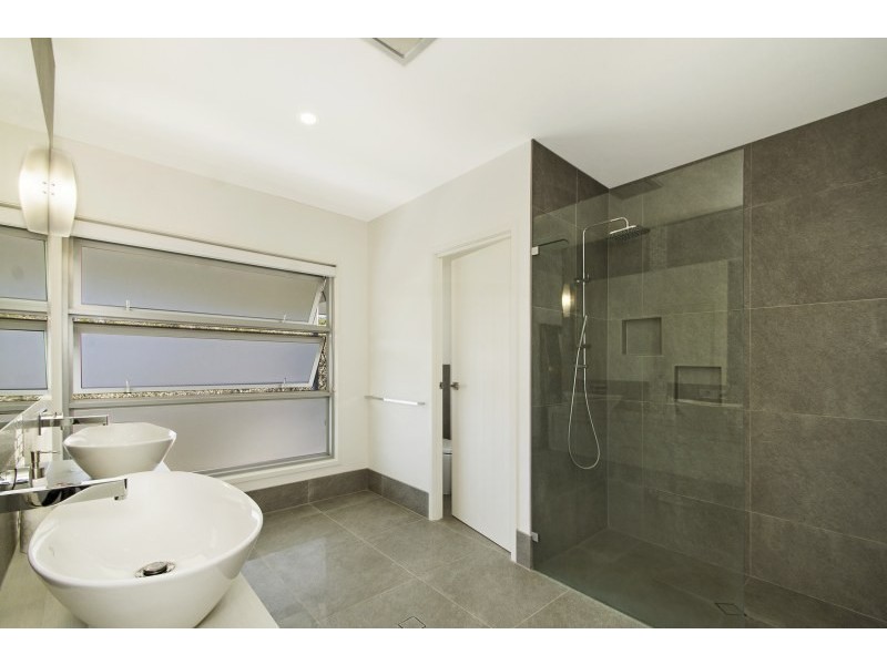 23 Whitehaven Parade, Yaroomba QLD 4573