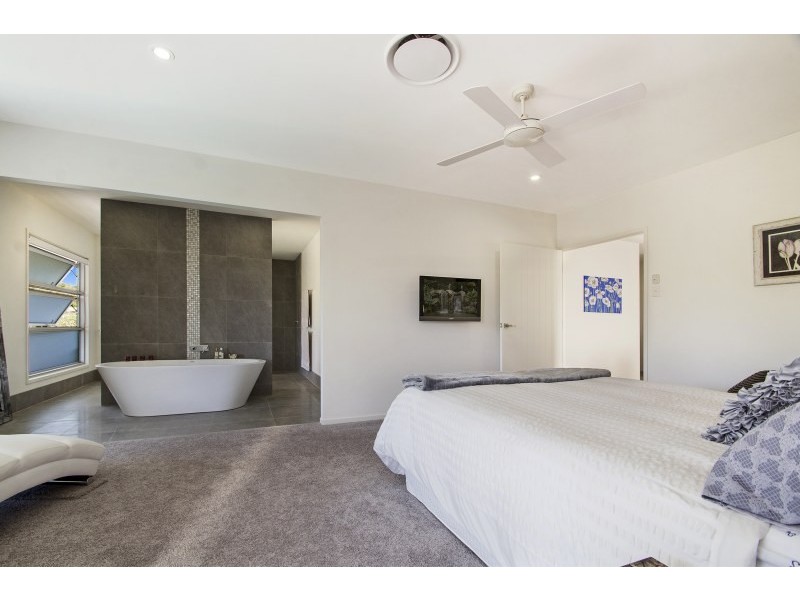 23 Whitehaven Parade, Yaroomba QLD 4573