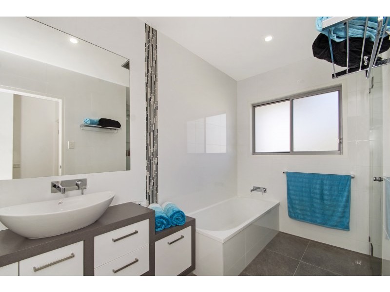 23 Whitehaven Parade, Yaroomba QLD 4573