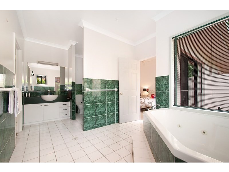 42 Warran Road, Yaroomba QLD 4573