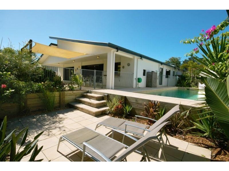 25 Riviera Crescent, Peregian Springs QLD 4573