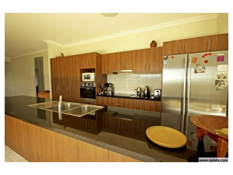 11 Bellerive Avenue, Peregian Springs QLD 4573