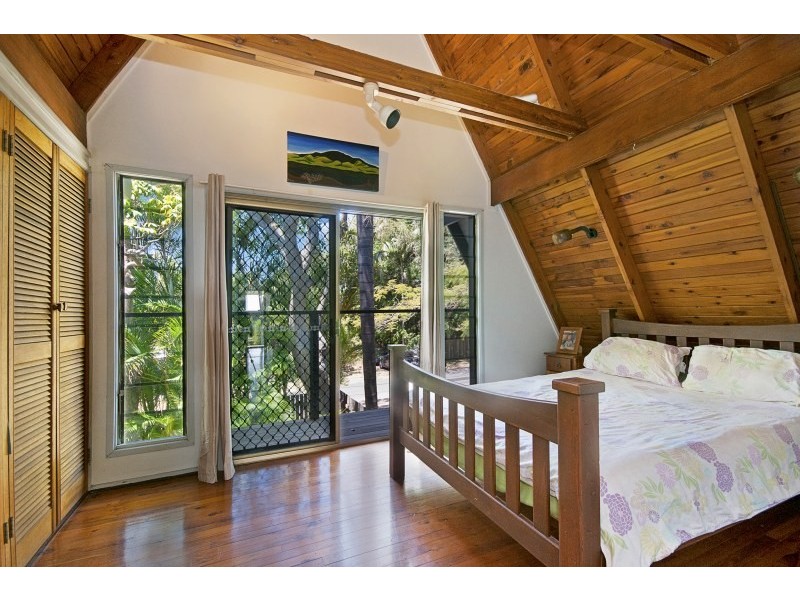 5 Gwenda Avenue, Mount Coolum QLD 4573