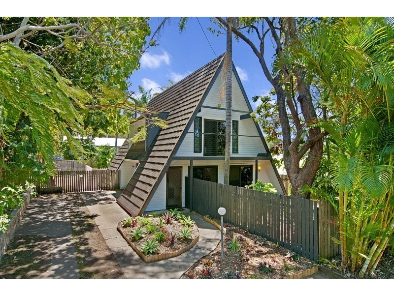 5 Gwenda Avenue, Mount Coolum QLD 4573