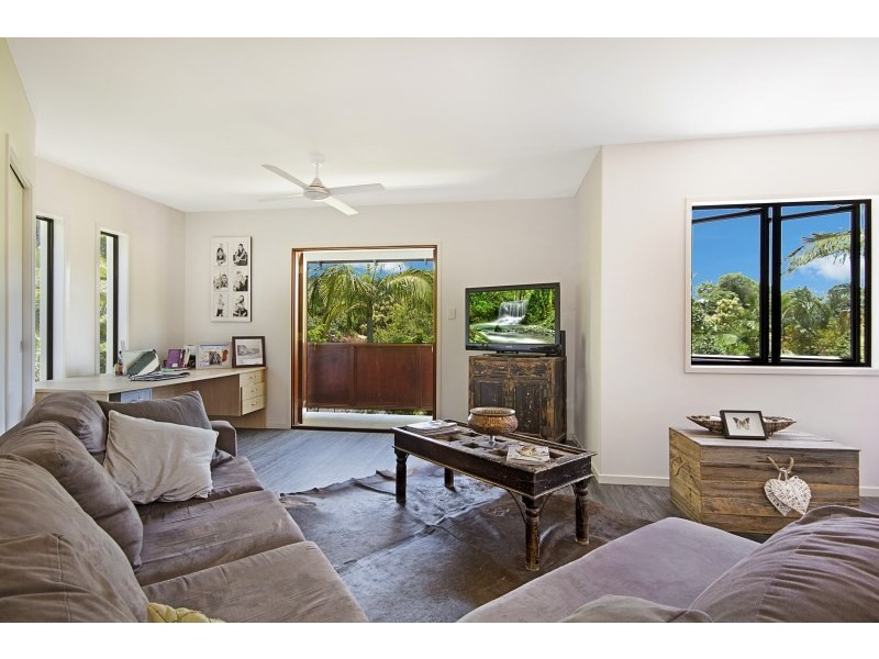 11 Perkins Place, Yaroomba QLD 4573