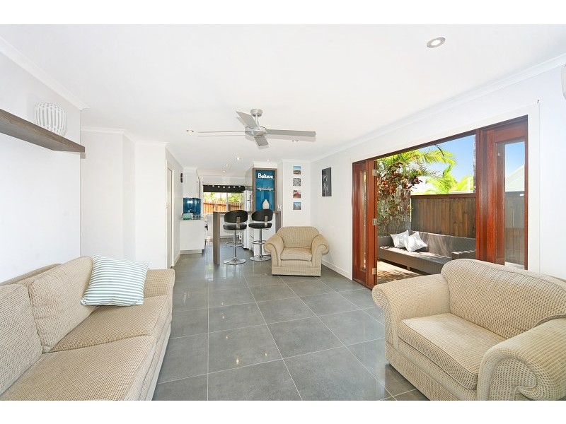 1/8 Power Court, Mount Coolum QLD 4573