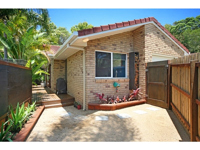 1/8 Power Court, Mount Coolum QLD 4573