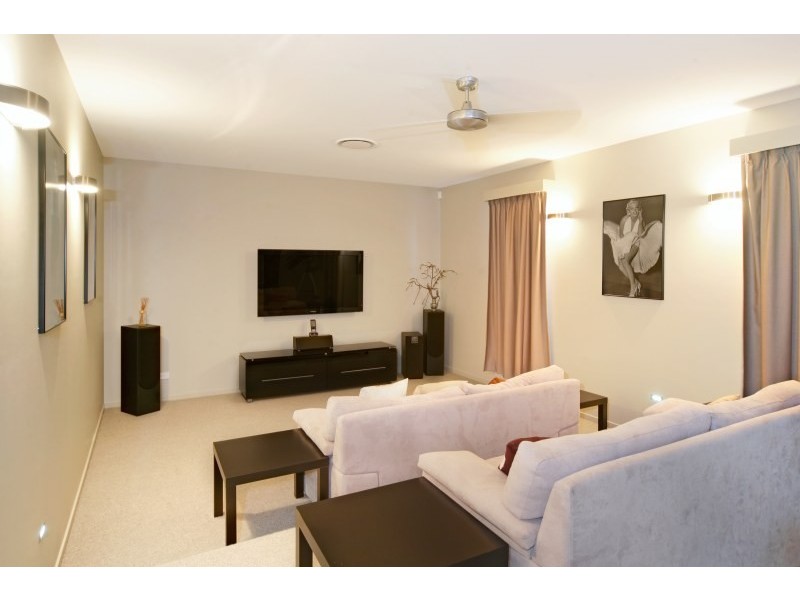 9 Tea Tree Grove, Peregian Springs QLD 4573