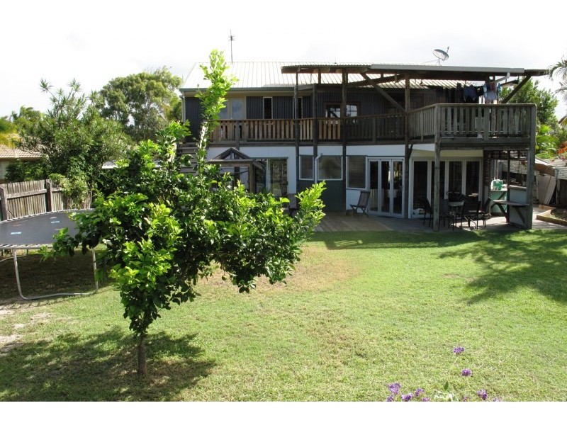 1 Kanooka Avenue, Coolum Beach QLD 4573