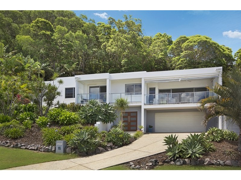16 Dharalee Court, Mount Coolum QLD 4573