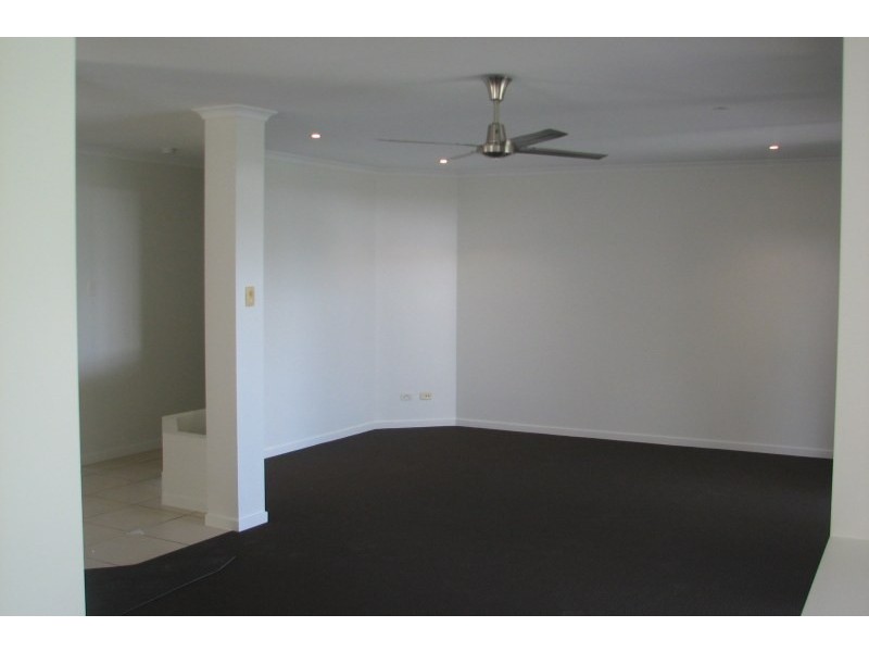 17 Crestview Drive, Peregian Springs QLD 4573