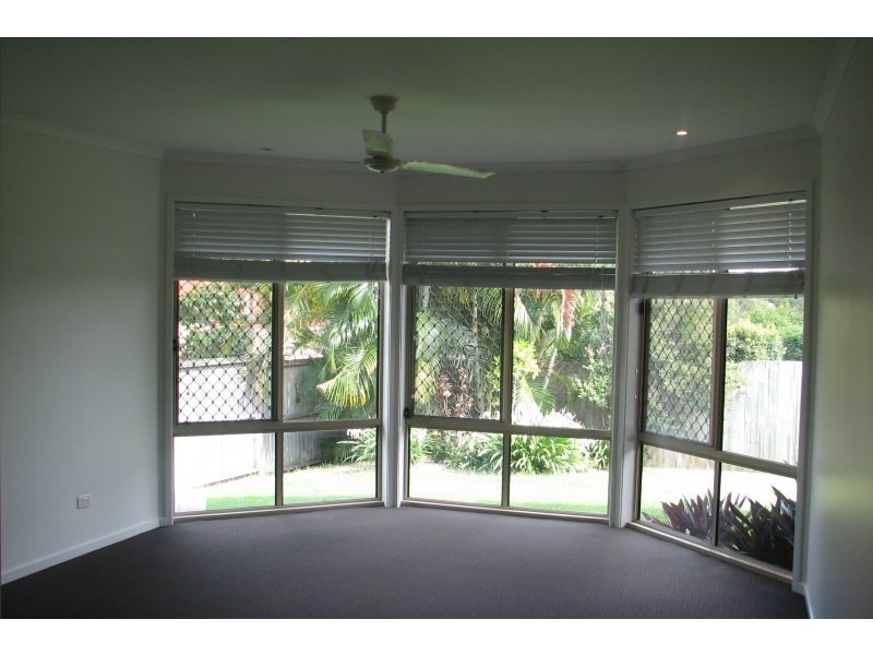 17 Crestview Drive, Peregian Springs QLD 4573