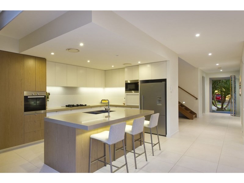 9 Palm Beach Avenue, Yaroomba QLD 4573
