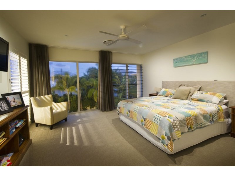 9 Palm Beach Avenue, Yaroomba QLD 4573