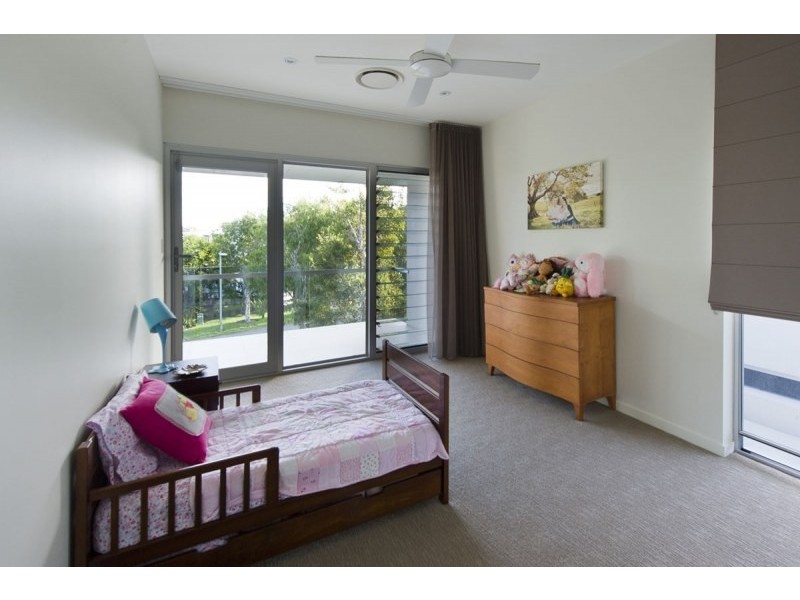 9 Palm Beach Avenue, Yaroomba QLD 4573