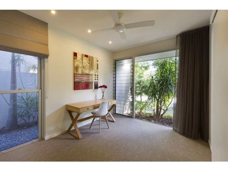 9 Palm Beach Avenue, Yaroomba QLD 4573