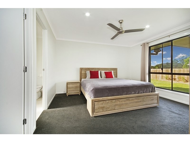 51 Retreat Crescent, Yandina QLD 4561