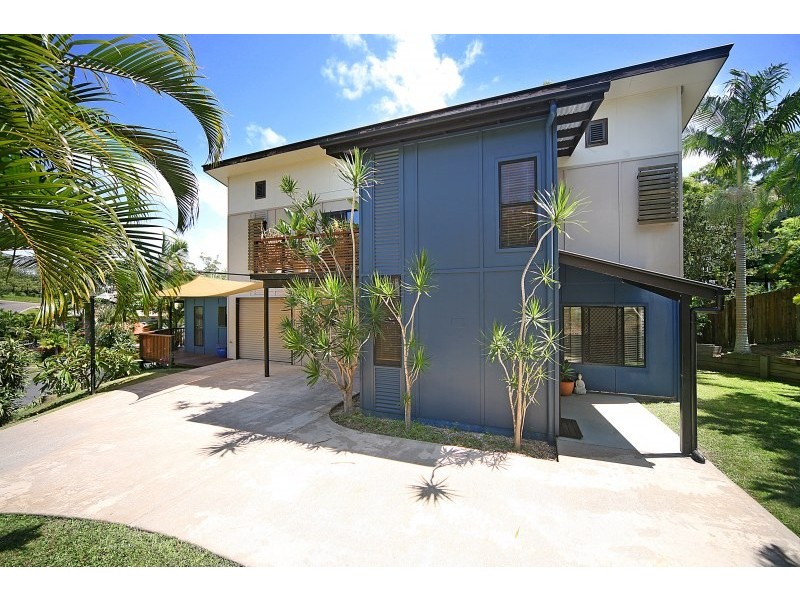 2 Hummingbird Terrace, Coolum Beach QLD 4573