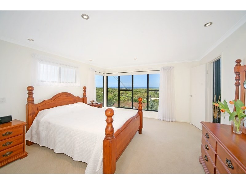10 Binnea Street, Yaroomba QLD 4573