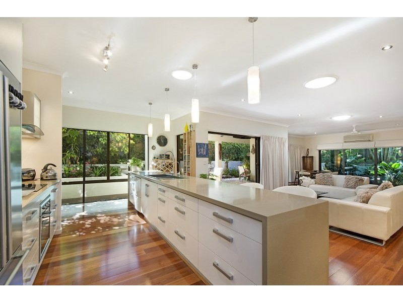 16 Maddens Crescent, Peregian Springs QLD 4573