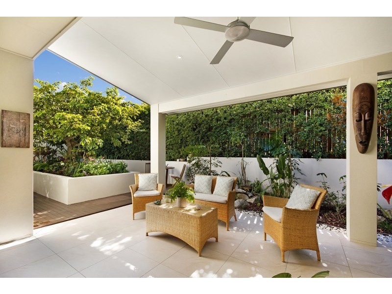 16 Maddens Crescent, Peregian Springs QLD 4573
