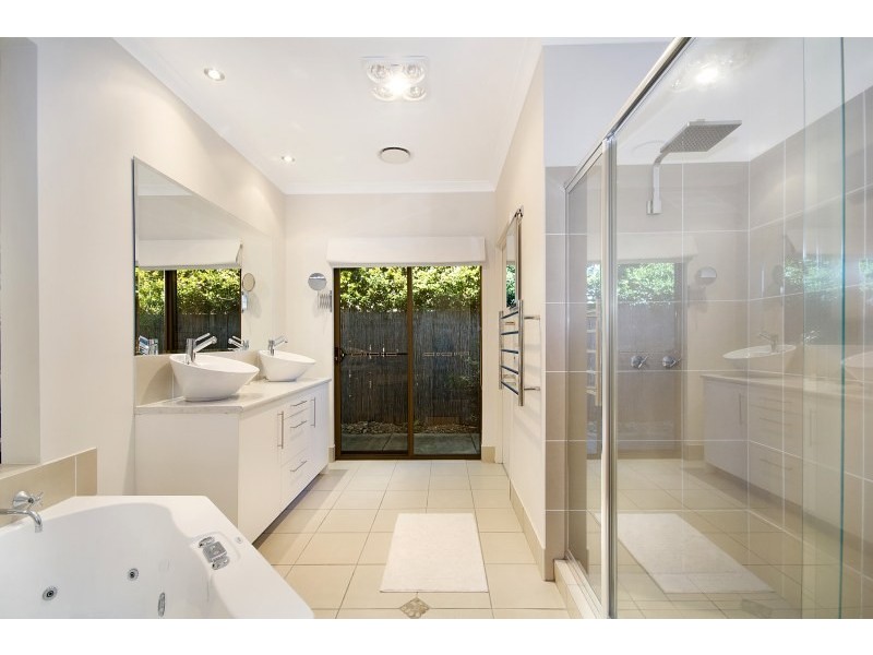 16 Maddens Crescent, Peregian Springs QLD 4573