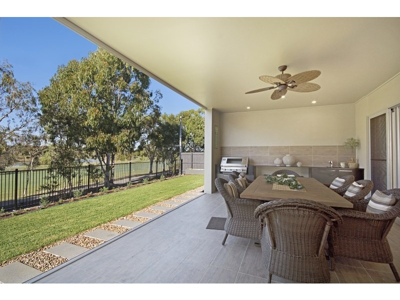 12 Crenshaw Place, Peregian Springs QLD 4573