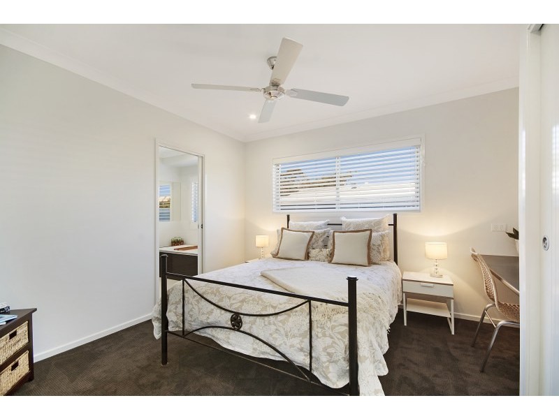 12 Crenshaw Place, Peregian Springs QLD 4573