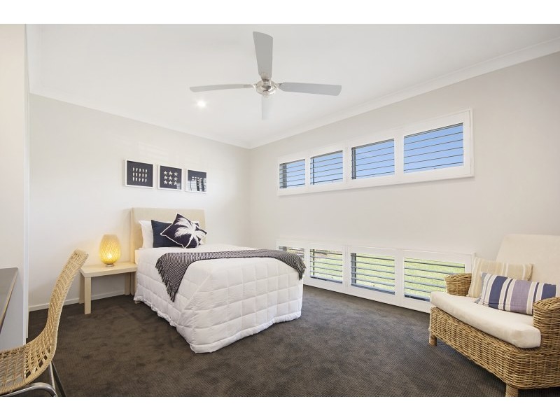 12 Crenshaw Place, Peregian Springs QLD 4573