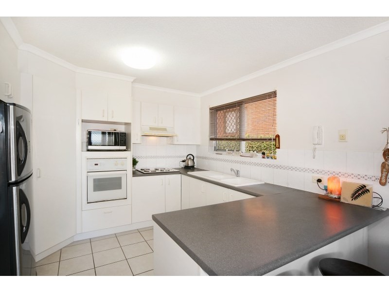 2/1704 David Low Way, Coolum Beach QLD 4573