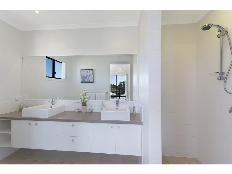 39 Peachtree Crescent, Peregian Springs QLD 4573