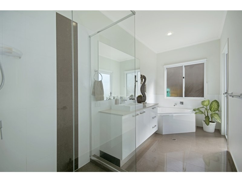 26 Boardrider Crescent, Mount Coolum QLD 4573