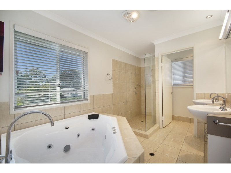 30 Fairway Parade, Peregian Springs QLD 4573