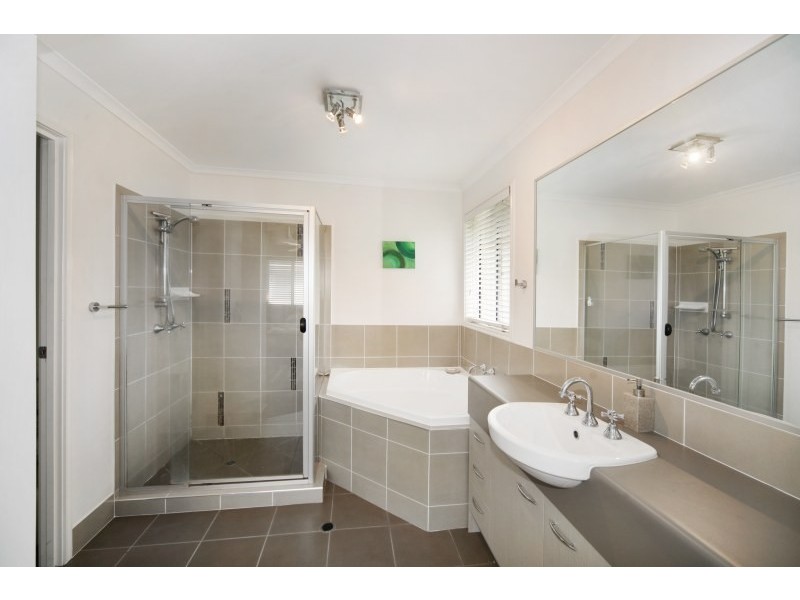 24 Tolkien Place, Coolum Beach QLD 4573