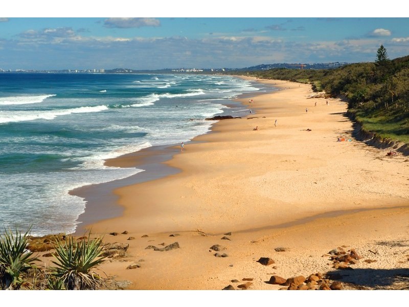 6 Dewar Street, Point Arkwright QLD 4573