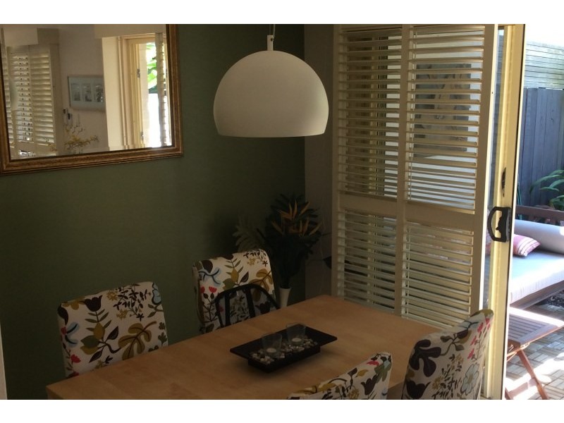 2/58 Kawanna Street, Mudjimba QLD 4564