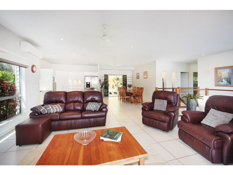 18 Elly Circuit, Coolum Beach QLD 4573
