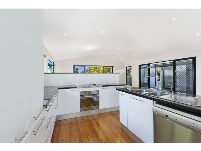 130 Warran Road, Yaroomba QLD 4573