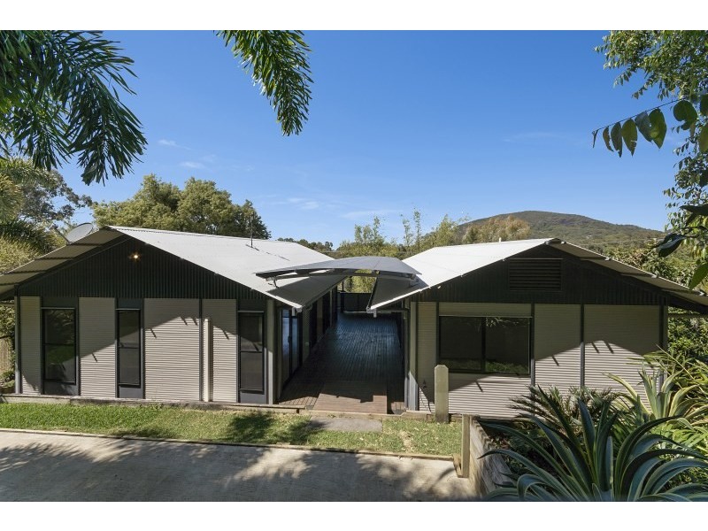 130 Warran Road, Yaroomba QLD 4573