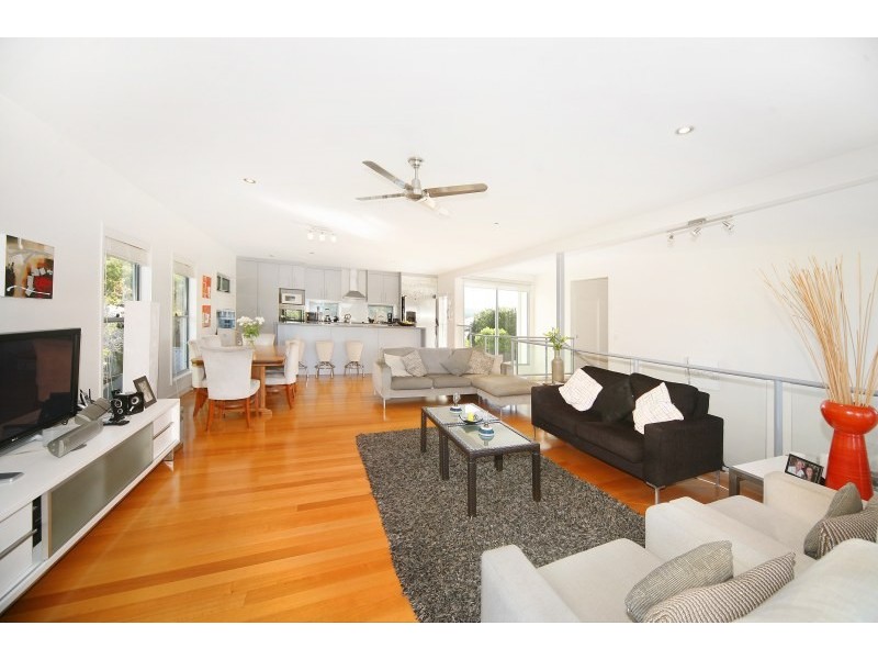 8 Pennant Court, Peregian Springs QLD 4573