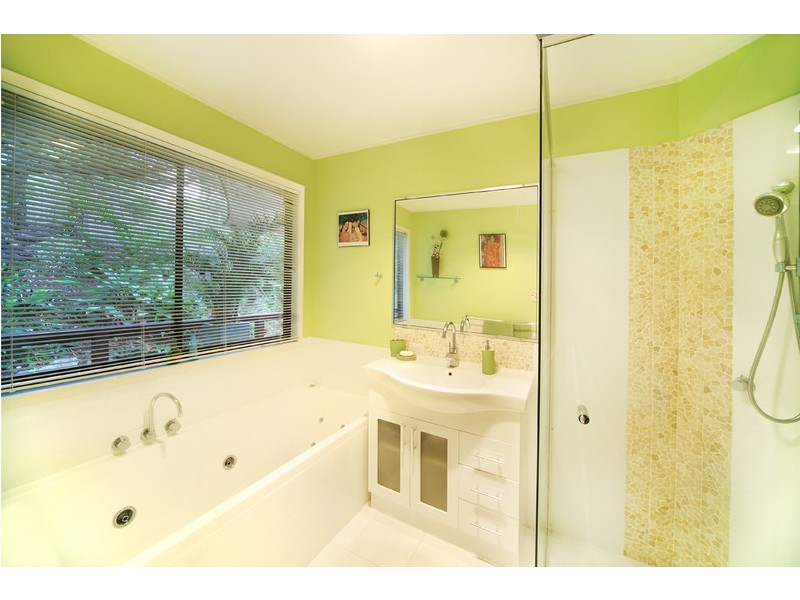 10 Mountain Rise Court, Mount Coolum QLD 4573