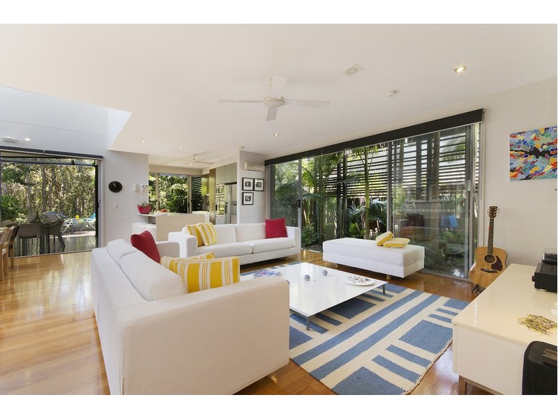 10 Breezeway Street, Mount Coolum QLD 4573