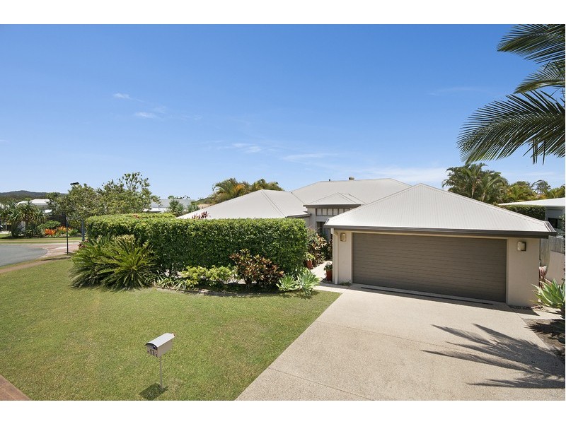 17 Crestview ( 2 Eagleford Ct ) Drive, Peregian Springs QLD 4573