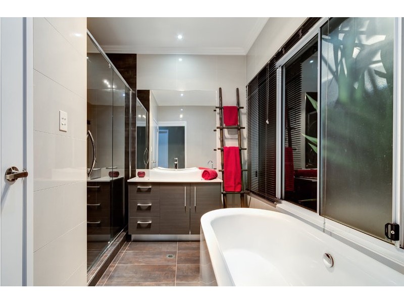 16 Donegal Drive, Yaroomba QLD 4573