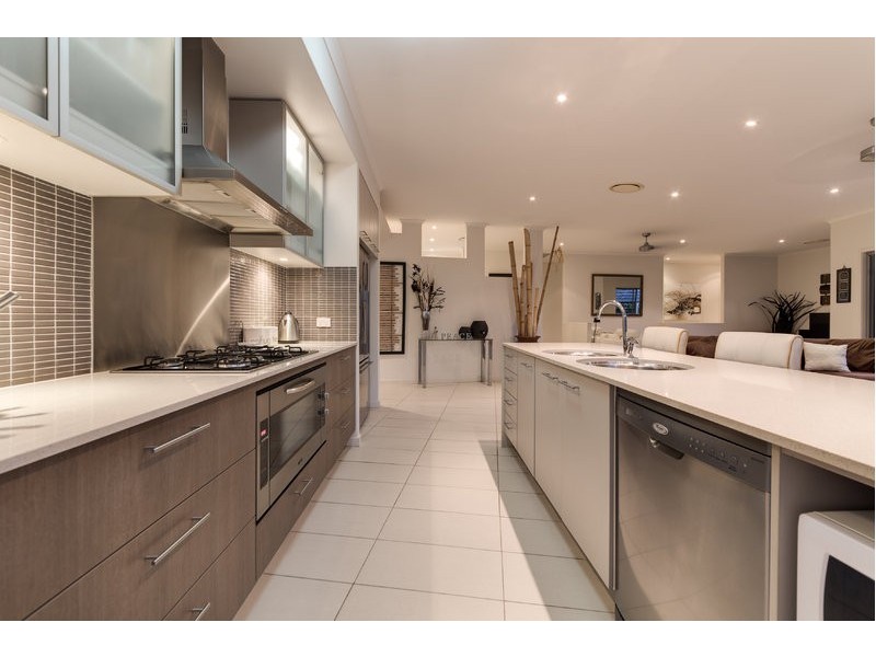 9 Inverness Place, Peregian Springs QLD 4573